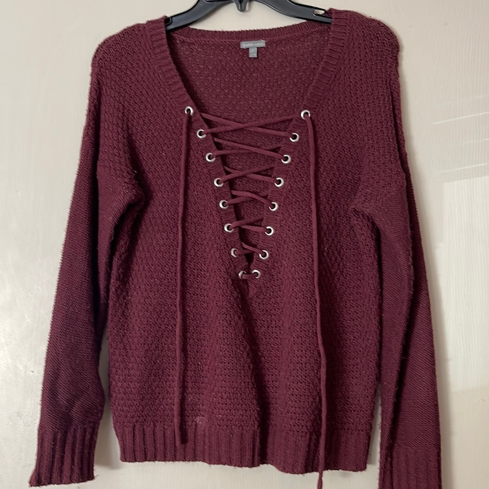 Sweater - Picture 1 of 3